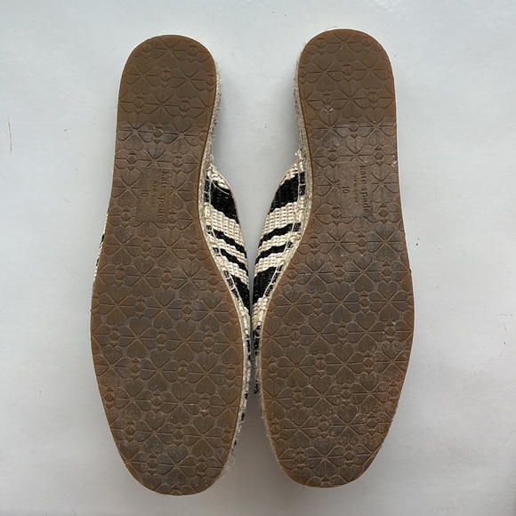 Kate Spade mules with Pom, size 10 - Picture 7 of 7